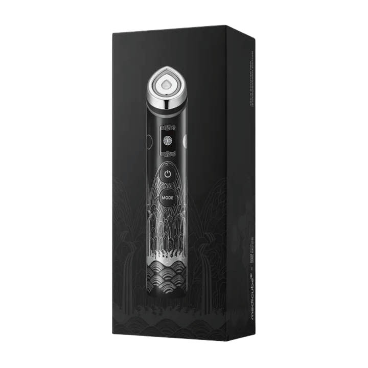 Medicube AGE-R Booster Pro APEC Edition dispositivo per il viso che stimola la pelle, aumenta l'assorbimento del siero e dona una pelle più tonica e luminosa.