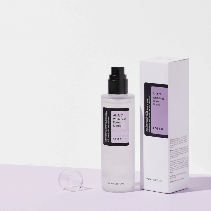 COSRX AHA 7 Whitehead Power Liquid con confezione, tonico esfoliante con il 7% di AHA per contrastare i punti bianchi e uniformare il tono della pelle.