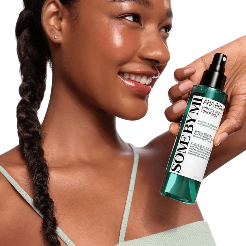 Some By Mi AHA BHA PHA Miracle Body Tonico viso Mist cura della pelle – spray per il corpo che aiuta a nutrire la pelle, ridurre le impurità e dare una sensazione di freschezza.