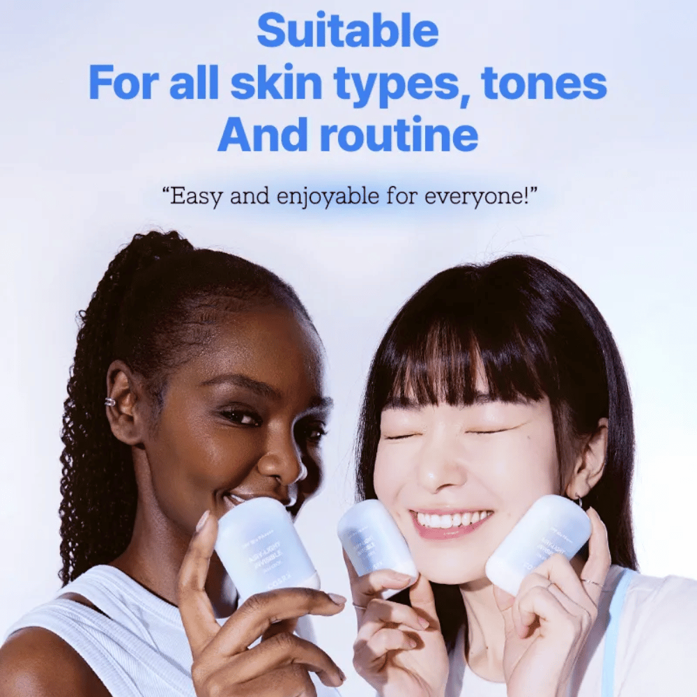 Två personer visar upp COSRX Airy-Light Invisible Sun Stick – lätt solskydd som passar alla hudtyper, toner och rutiner.