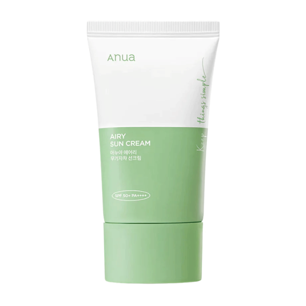 Un tubo di Anua Airy Sun Cream con SPF 50+ PA++++ su uno sfondo bianco.
