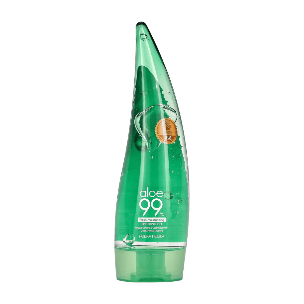 Una bottiglia verde a forma di aloe con Holika Holika Aloe 99% Soothing Gel. La bottiglia contiene gel lenitivo e ha del testo che descrive le proprietà idratanti e lenitive del prodotto.
