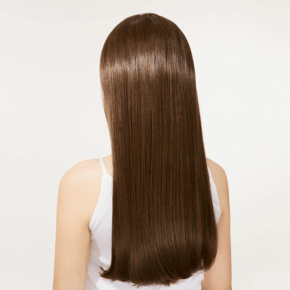 Capelli lucidi e morbidi dopo l'uso di Nature Republic Argan Essential Moisture Repairing Conditioner.