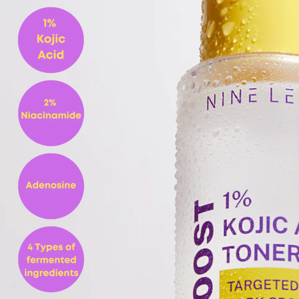 Bottiglia di NINE LESS B-Boost 1% Kojic Acid Toner con gocce sulla superficie. Mostra gli ingredienti chiave: 1% Acido Kojico, 2% Niacinamide, Adenosina e 4 tipi di ingredienti fermentati contro le macchie scure.