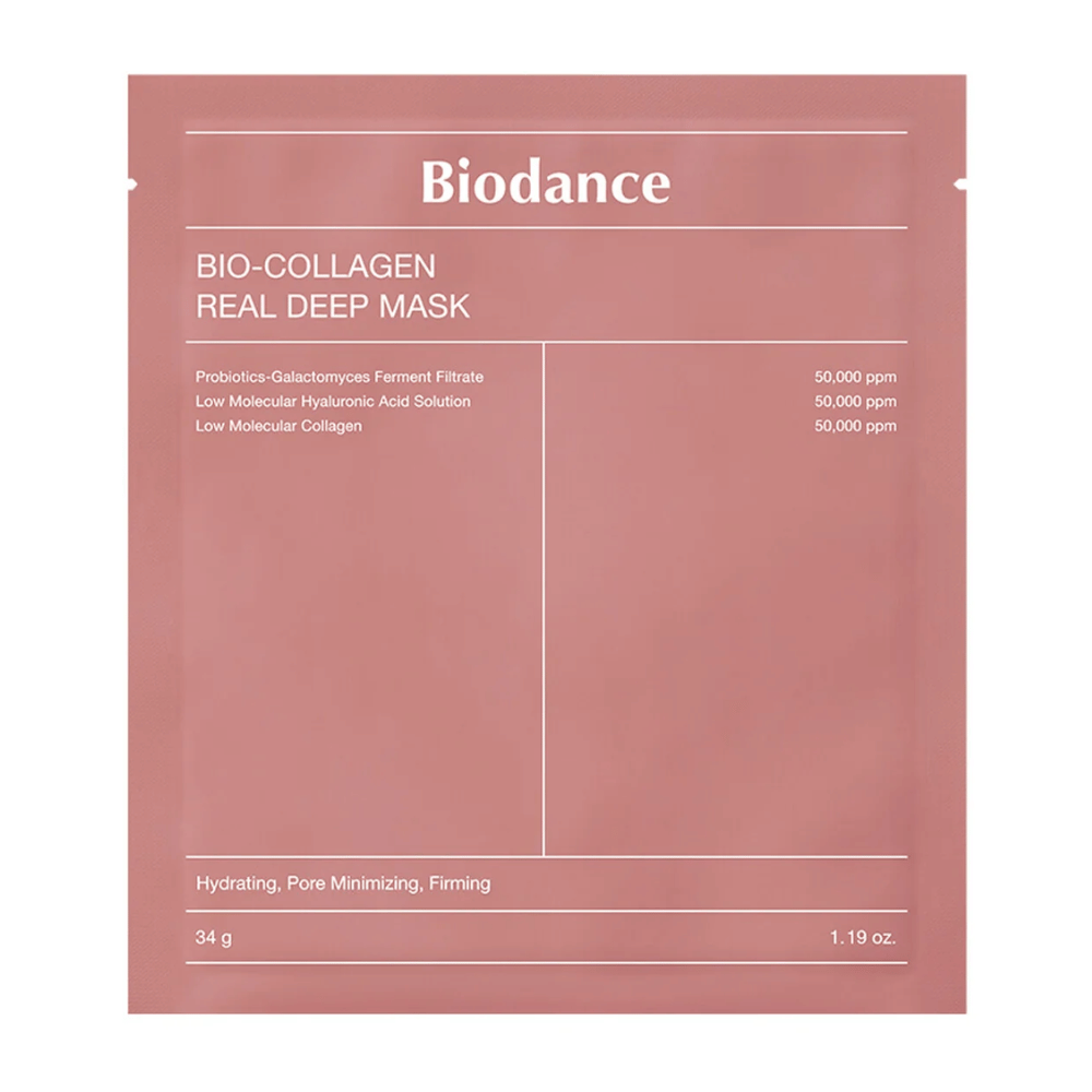 L'immagine mostra Bio-Collagen Real Deep Mask da Biodance, confezionato in un morbido rosa. Il testo dettaglia ingredienti come probiotici, filtrato di fermentazione di galactomyces, acido ialuronico e collagene, con effetti come idratazione, riduzione dei pori e compattezza.