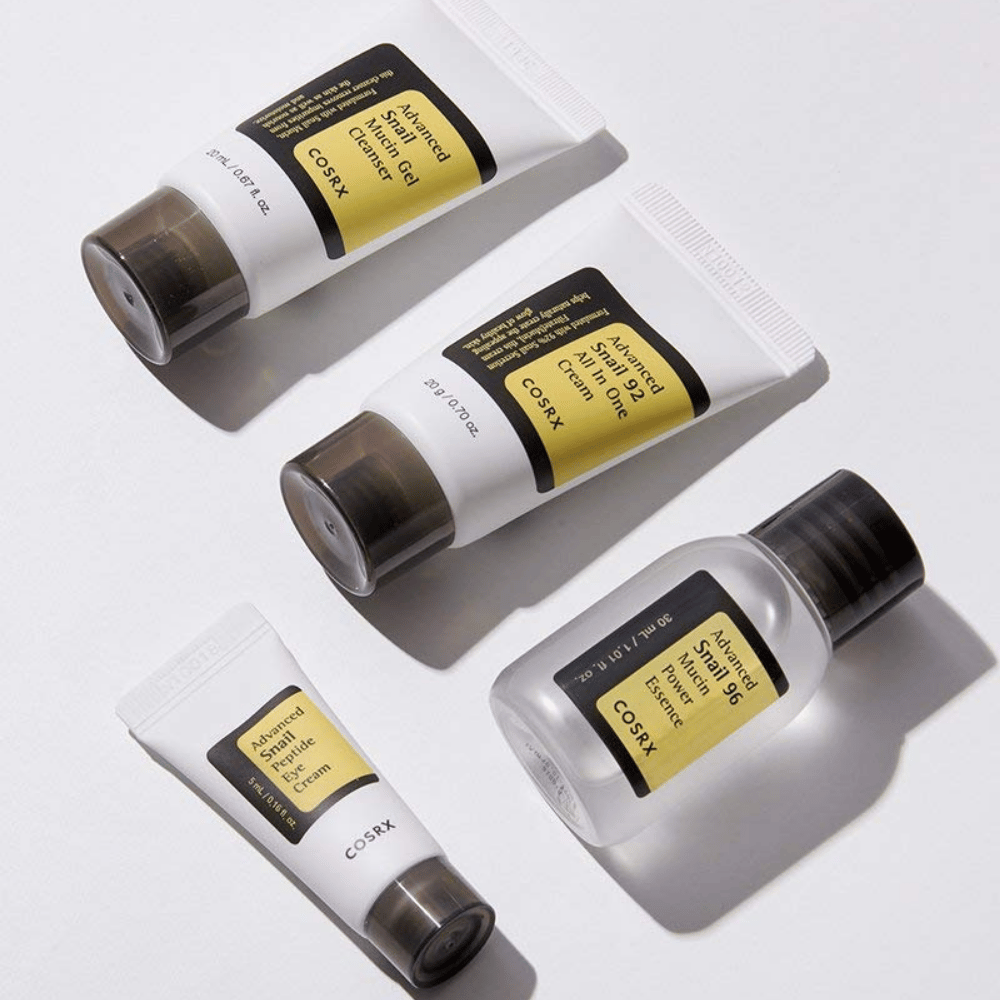 COSRX Tutto sul Kit Snail – confezioni da viaggio con Snail Gel Cleanser, Snail 92 All In One Cream, Snail 96 Mucin Essence e Snail Peptide Eye Cream