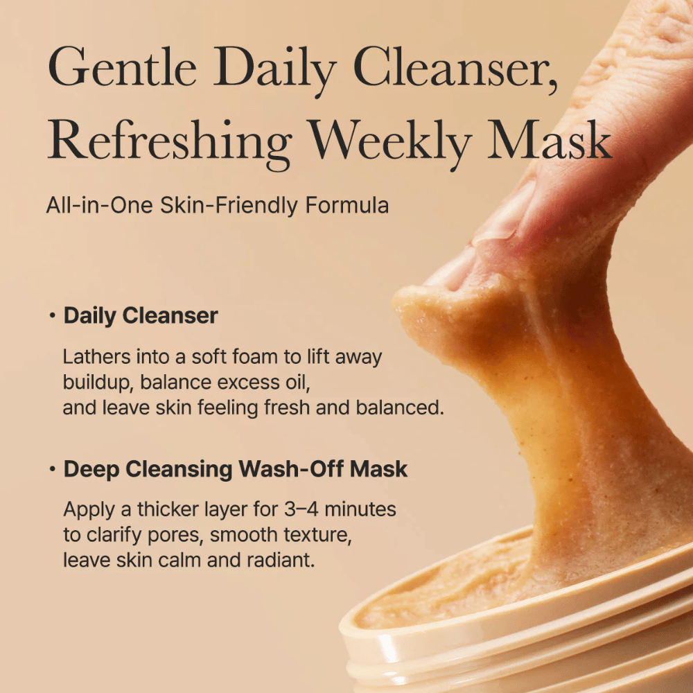 Primo piano di Arencia Calendula Rice Mochi Cleanser – formula tutto-in-uno che funziona come detergente quotidiano e maschera purificante.