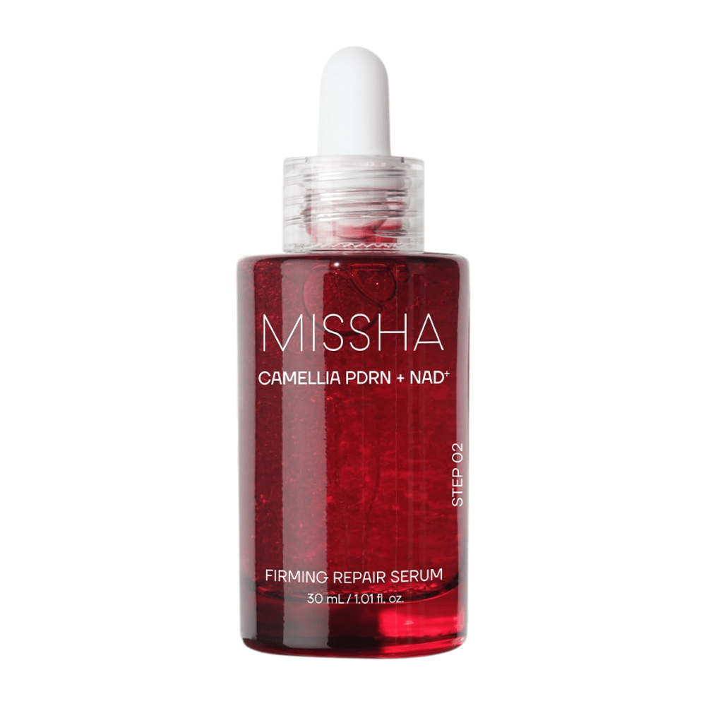 7. MISSHA Camellia PDRN NAD+ Firming Repair Serum 30 ml – flacone di vetro rosso con contagocce e capsule rosse visibili su sfondo bianco