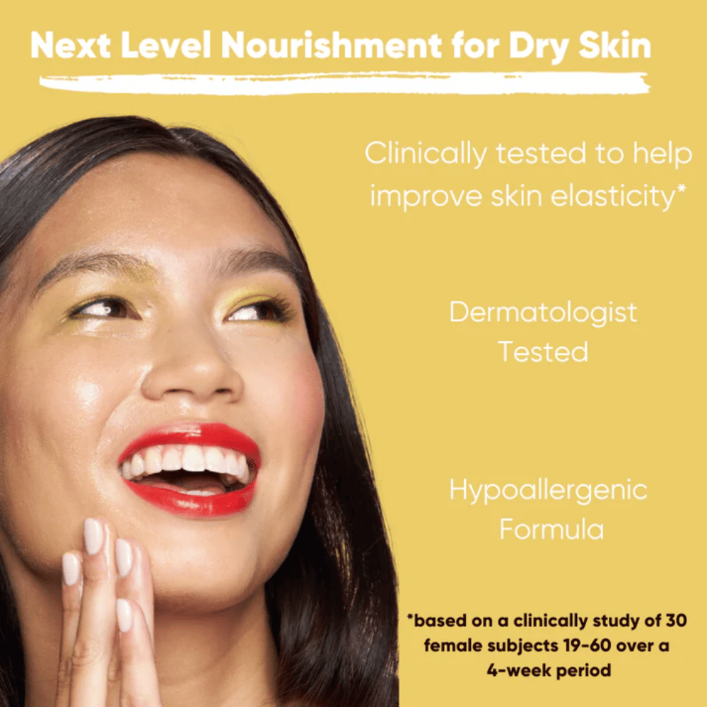 Modello con pelle radiosa che mostra l'effetto del Clean It Zero Ginseng-Glow Cleansing Balm, formula dermatologicamente testata e ipoallergenica che nutre e migliora l'elasticità della pelle in caso di pelle secca.