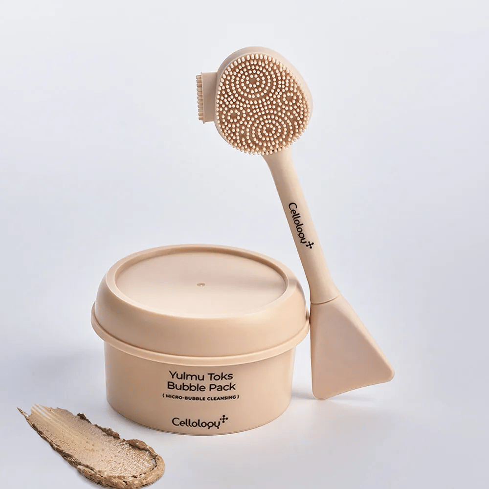 1. Cellolopy Cleaning Brush – spazzola detergente beige con setole in silicone e spatola insieme a Yulmu Toks Bubble Pack