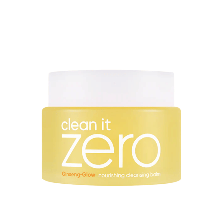 Clean It Zero Ginseng-Glow Nourishing Cleansing Balm in barattolo giallo su sfondo bianco, un balsamo struccante idratante di BANILA CO che rimuove efficacemente trucco e impurità.