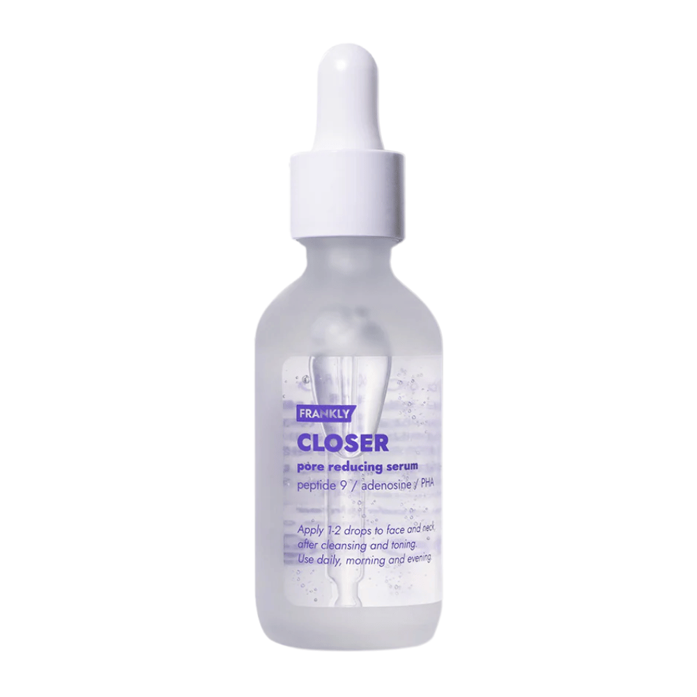 Immagine del prodotto di FRANKLY Closer Pore Reducing Serum in bottiglia di vetro con pipetta. Un siero che affina i pori e dona una pelle più soda e luminosa.