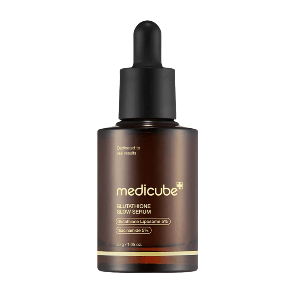 Medicube Glutathione Glow Serum – Un siero illuminante con il 5% di liposomi di glutatione e il 5% di niacinamide. Uniforma il tono della pelle, riduce le macchie scure e dona alla pelle una luminosità radiosa.