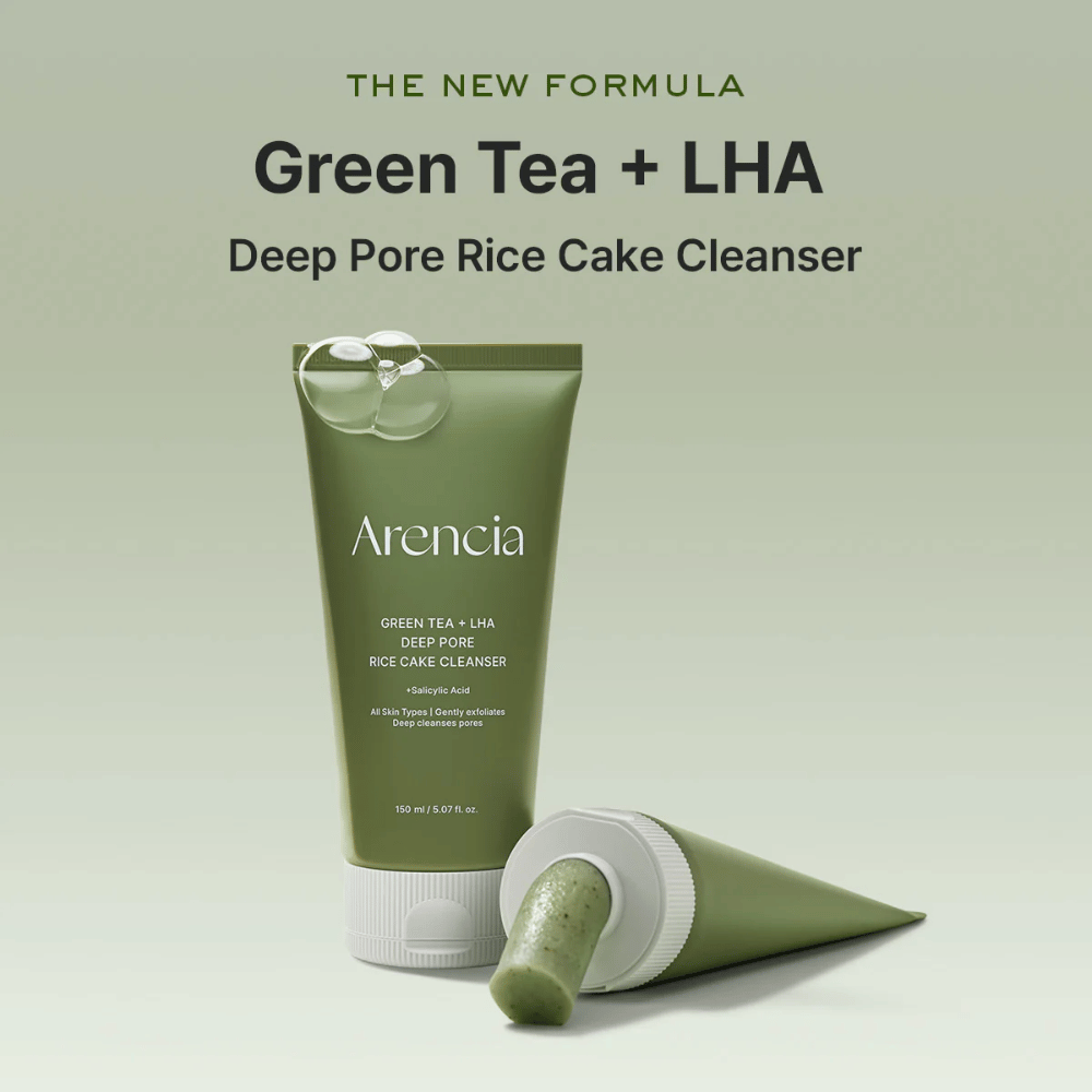 Immagine promozionale per Arencia Green Tea + LHA Deep Pore Rice Cake Cleanser che mette in risalto la nuova formula con tè verde e LHA per una pulizia profonda dei pori.