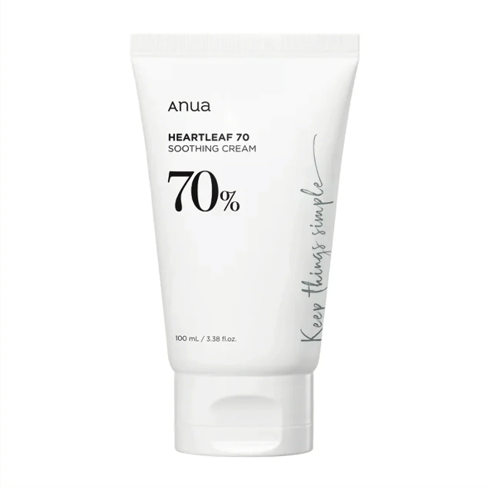 Un tubo di Anua Heartleaf 70 Soothing Cream su sfondo bianco.