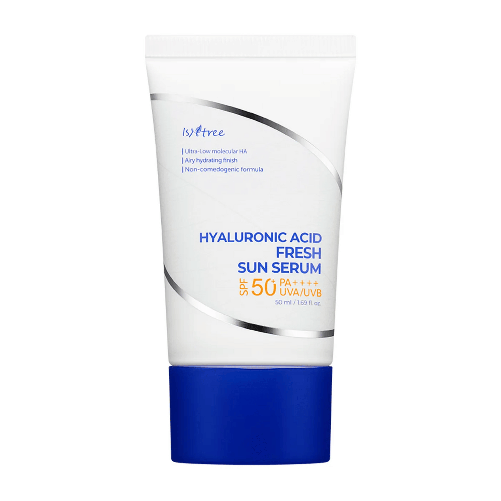 Isntree Hyaluronic Acid Fresh Sun Serum con SPF50+ PA++++ è una protezione solare che combina protezione efficace con idratazione intensa grazie all'acido ialuronico a basso peso molecolare. Formula leggera, non comedogenica che si assorbe rapidamente e adatta alla pelle sensibile.