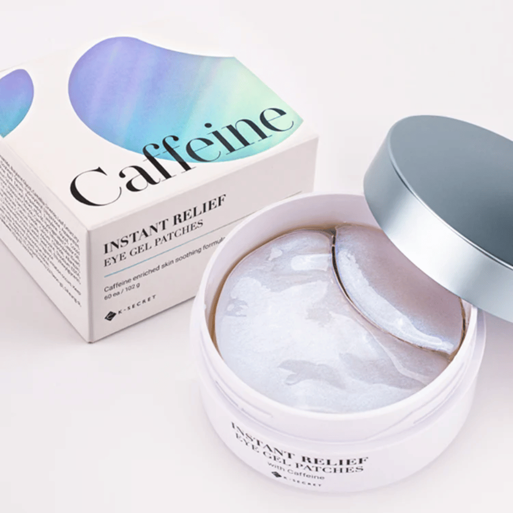 Barattolo e confezione di K-Secret Instant Relief Eye Gel Patches con caffeina, aperto e mostra pads idrogel scintillanti.