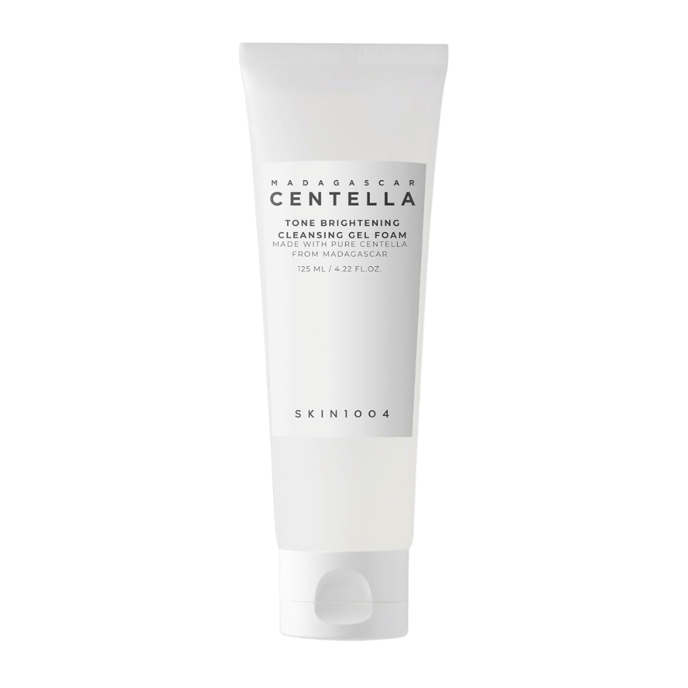 Immagine prodotto scontornata di un gel detergente in un tubo bianco su sfondo bianco. Il packaging minimalista mette in risalto il design pulito e clinico del prodotto.