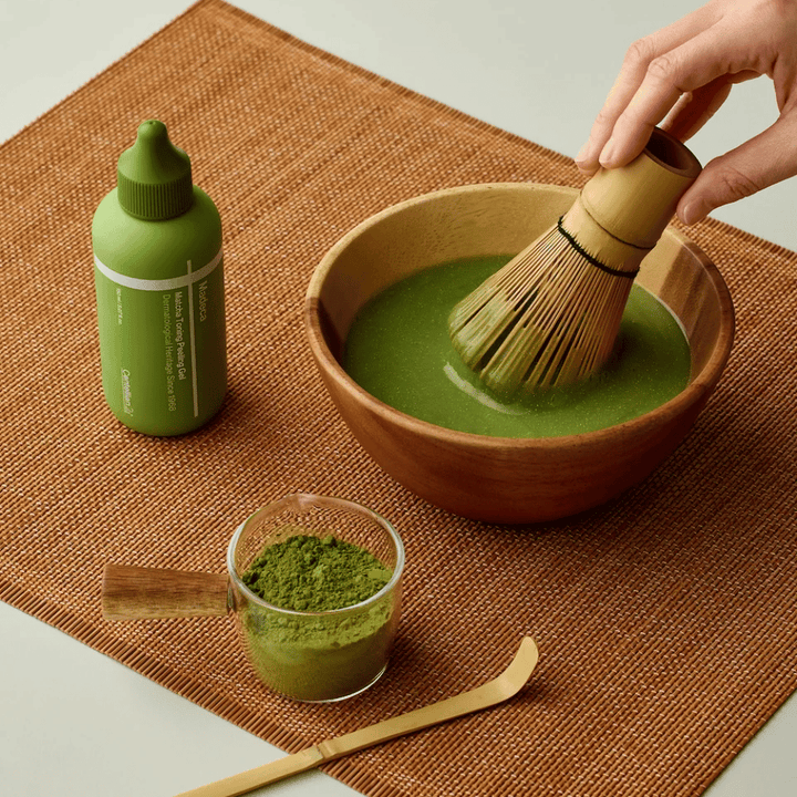 Centellian24 Madeca Matcha Toning Peeling Gel immagine degli ingredienti – peeling gel ispirata al matcha che aiuta a pulire la pelle, rimuovere le cellule morte e migliorare la luminosità della pelle.