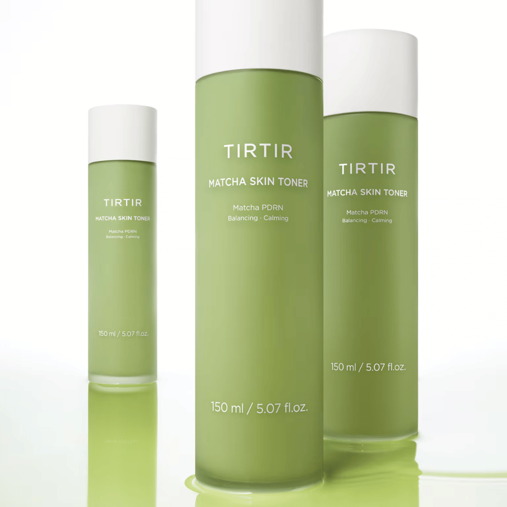 TIRTIR Matcha Skin Toner tonico viso con matcha che idrata in profondità, rafforza la barriera cutanea e dona un glow equilibrato.