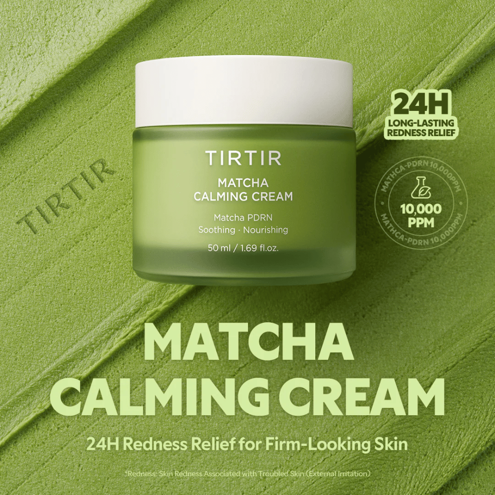 TIRTIR Matcha Calming Cream con ceramidi, pantenolo e peptidi che idratano in profondità, rafforzano la barriera cutanea e migliorano l’elasticità.