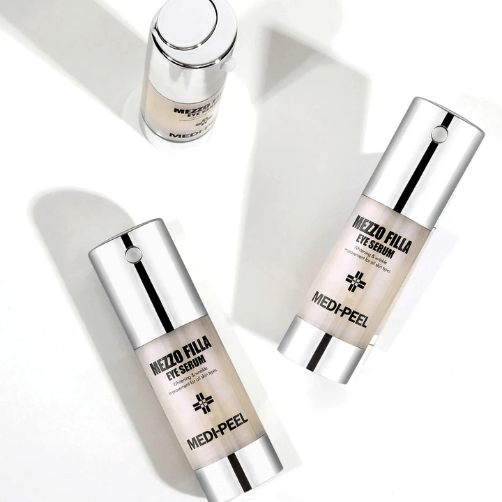 MEDI-PEEL Mezzo Filla Eye Serum da diverse angolazioni – siero occhi coreano con peptidi e acido ialuronico per una pelle più soda e rughe ridotte intorno agli occhi.
