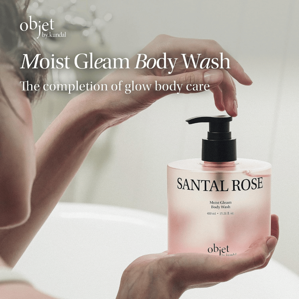 Objet by KUNDAL Santal Rose Moist Gleam Body Wash 450 ml – detergente corpo idratante ed esfoliante per una pelle morbida e luminosa.
