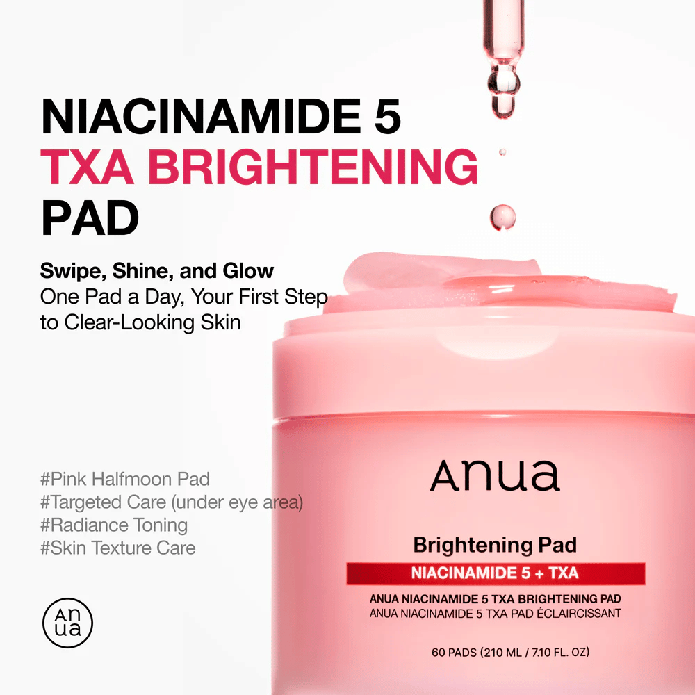 Barattolo rosa con Anua Niacinamide 5 TXA Brightening Pad e pad a metà forma, con testo che evidenzia luminosità, tono della pelle uniforme e cura mirata con niacinamide e acido tranexamico.