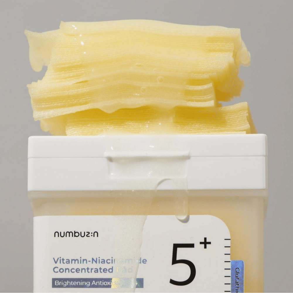 Questa è un'immagine di numbus:in No.5 Vitamin-Niacinamide Pad Concentrato.