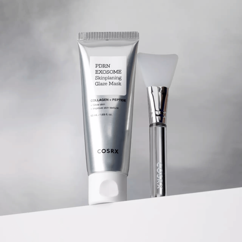 COSRX PDRN EXOSOME Skinplaning Glaze Mask con pennello per un’applicazione semplice e risultati che donano luminosità e pelle liscia.