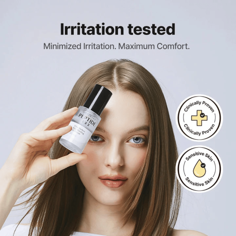 Donna tiene COSRX Peptide 132 Hair Serum – formula testata clinicamente per pelli sensibili e massimo comfort.
