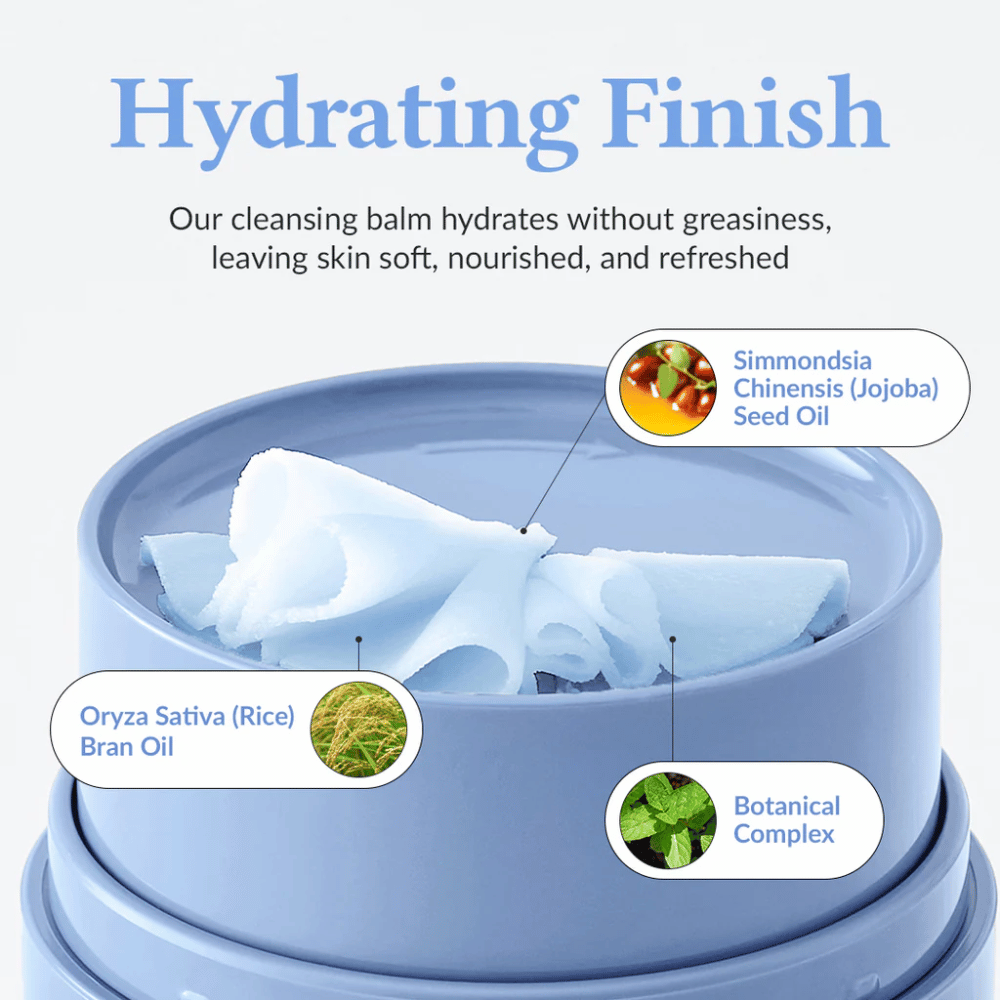 Dr.Althea Pore Refresh Grinding Cleansing Balm con la scritta "Hydrating Finish" sopra. Il prodotto contiene Simmondsia Chinensis (Jojoba) Seed Oil, Oryza Sativa (Rice) Bran Oil, e un complesso botanico. La crema offre un effetto idratante senza sentirsi untuosa, lasciando la pelle morbida, nutrita e fresca.
