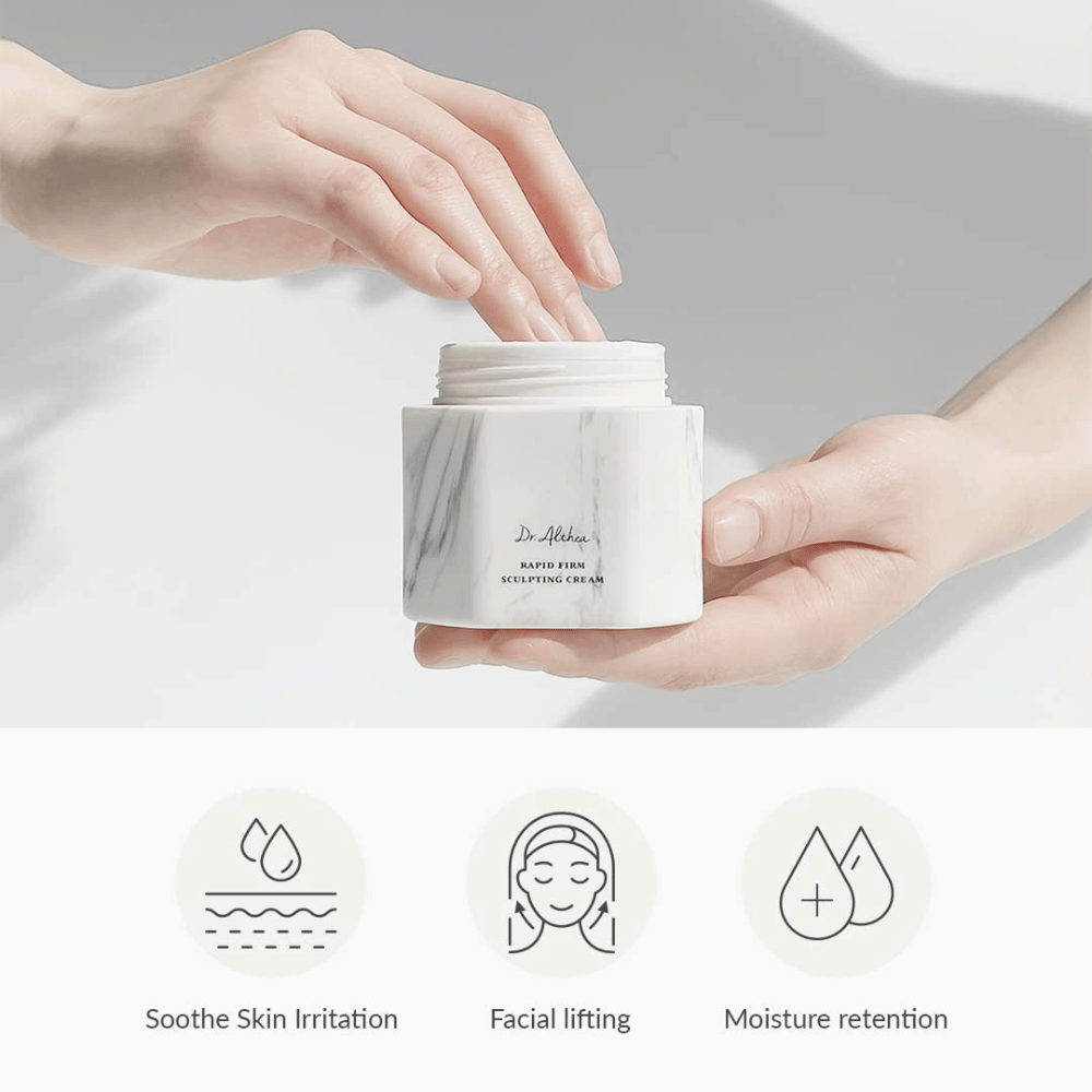 Dr. Althea Rapid Firm Sculpting Cream in una confezione elegante in marmo. Il prodotto offre benefici come calmare le irritazioni cutanee, sollevare il viso e mantenere l'umidità. Perfetto per rafforzare e sollevare la pelle.