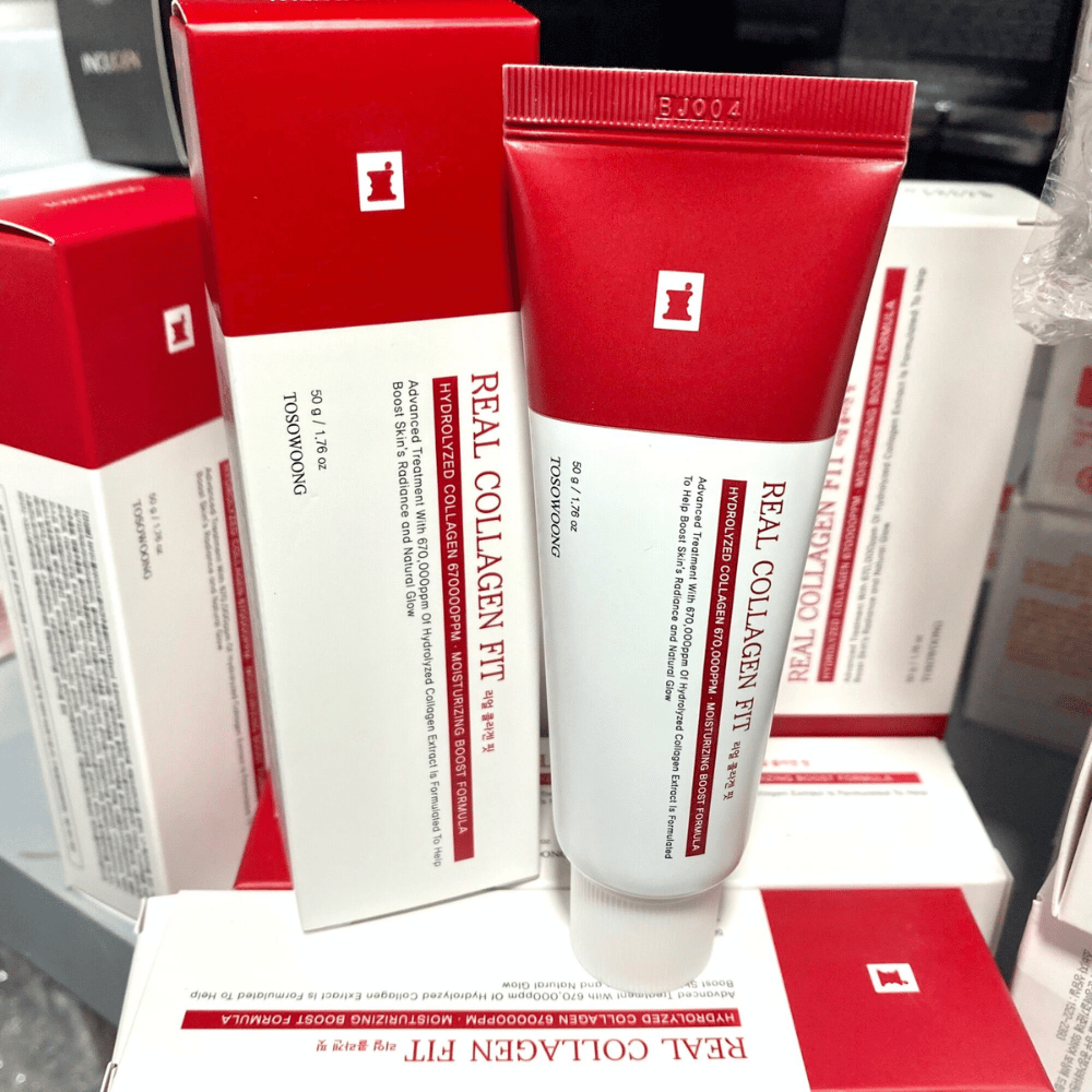 Tosowoong Real Collagen Fit contiene collagene idrolizzato e idrata la pelle in profondità mentre rafforza l'elasticità della pelle. La formula migliora la luminosità e la barriera naturale della pelle, conferendo un aspetto sano e giovanile. Ideale per l'uso quotidiano.