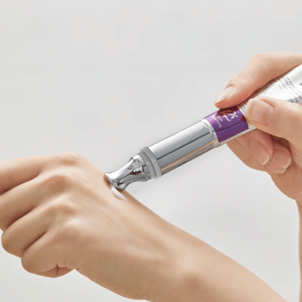 VT Cosmetics Reedle Shot Lifting Eye Cream con applicatore in metallo – rinfrescante contorno occhi  che riduce gonfiore e segni di stanchezza