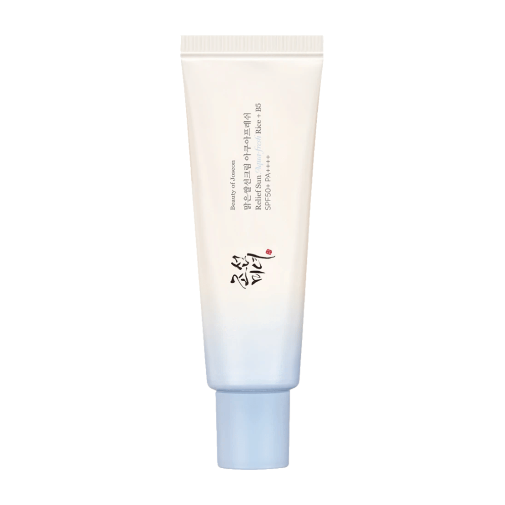Beauty of Joseon Relief Sun: Aqua-Fresh Rice + B5, crema solare con SPF 50+ PA++++. Una formula leggera e idratante che protegge la pelle dai raggi UV mentre la cura con estratto di riso e vitamina B5.