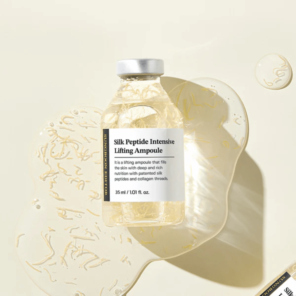 SUNGBOON EDITOR Silk Peptide Intensive Lifting Ampoule con peptidi di seta nel siero che donano idratazione profonda, luminosità ed effetto rassodante.
