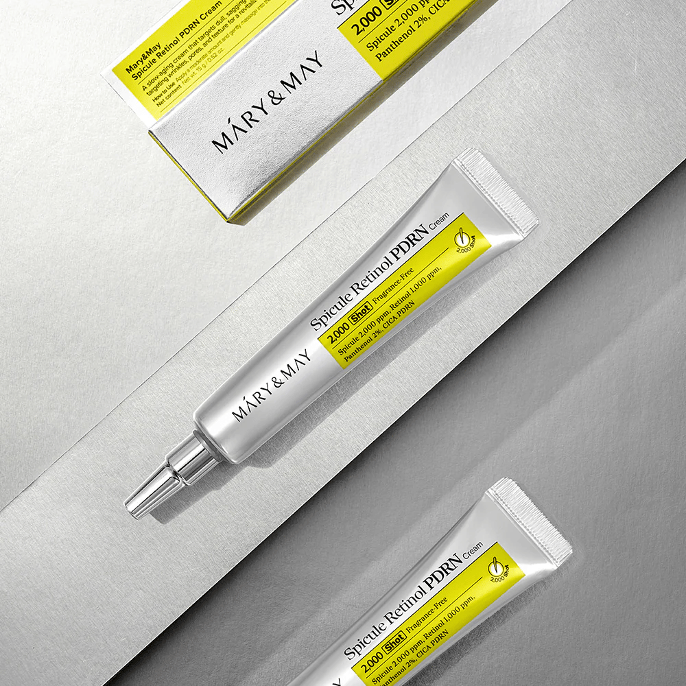 MARY & MAY Spicule Retinol PDRN Cream in tubo e confezione su sfondo chiaro, una crema viso attiva con retinolo, tecnologia spicule e PDRN per una struttura cutanea migliorata e rinnovo della pelle.