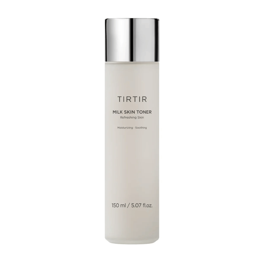 Immagine del prodotto di "TIRTIR MILK SKIN TONER", un tonico per la pelle che promette effetti rinfrescanti e lenitivi. Il contenuto è di 150 ml.