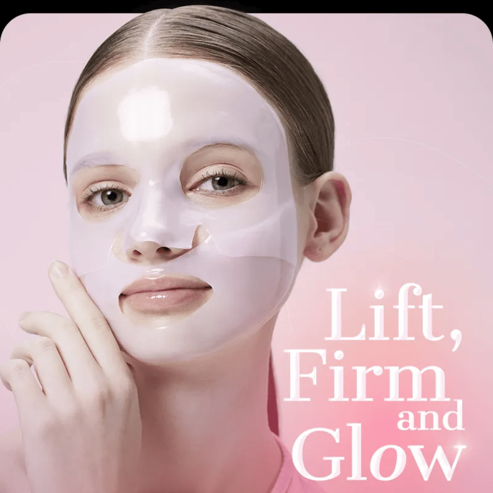 Donna con COSRX Peptide Collagen Lifting Glow Hydrogel Mask – dona pelle rassodata, soda e radiosa con idratazione intensa.
