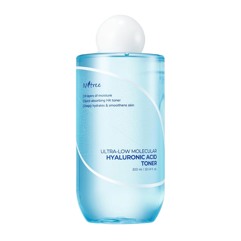 Immagine del prodotto di Isntree Ultra-Low Molecular Hyaluronic Acid Toner, 300 ml. La bottiglia è azzurra con testo bianco e tappo rotondo bianco, progettata per segnalare proprietà idratanti e lenitive.