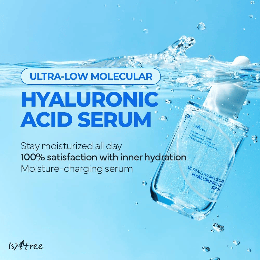 Isntree Ultra-Low Molecular Hyaluronic Acid Serum in ambiente acquatico, siero idratante all'acido ialuronico che conferisce pelle rimpolpata, maggiore luminosità e bilanciamento dell'umidità duraturo.