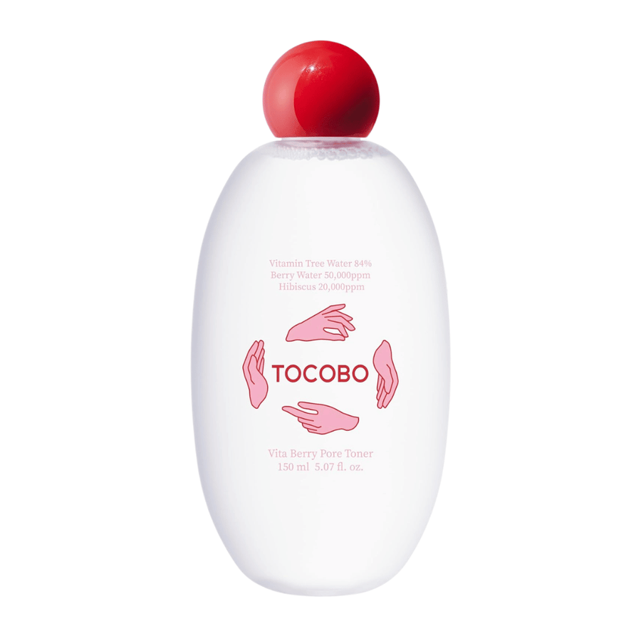 Immagine prodotto scontornata di TOCOBO Vita Berry Pore Toner che mostra il design minimalista con flacone bianco e tappo rosso su sfondo chiaro.