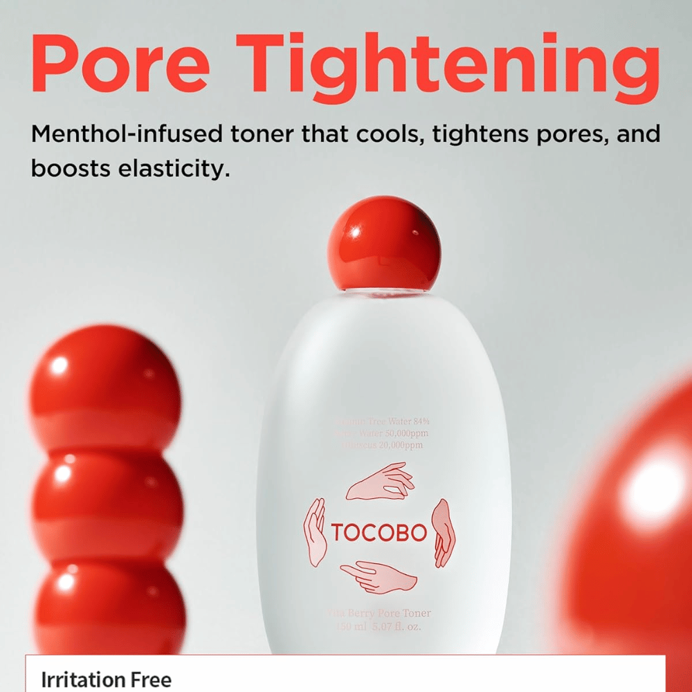 Immagine promozionale per TOCOBO Vita Berry Pore Toner che descrive l'effetto rinfrescante del tonico, le proprietà astringenti sui pori e il miglioramento dell'elasticità della pelle grazie alla formula arricchita con mentolo.