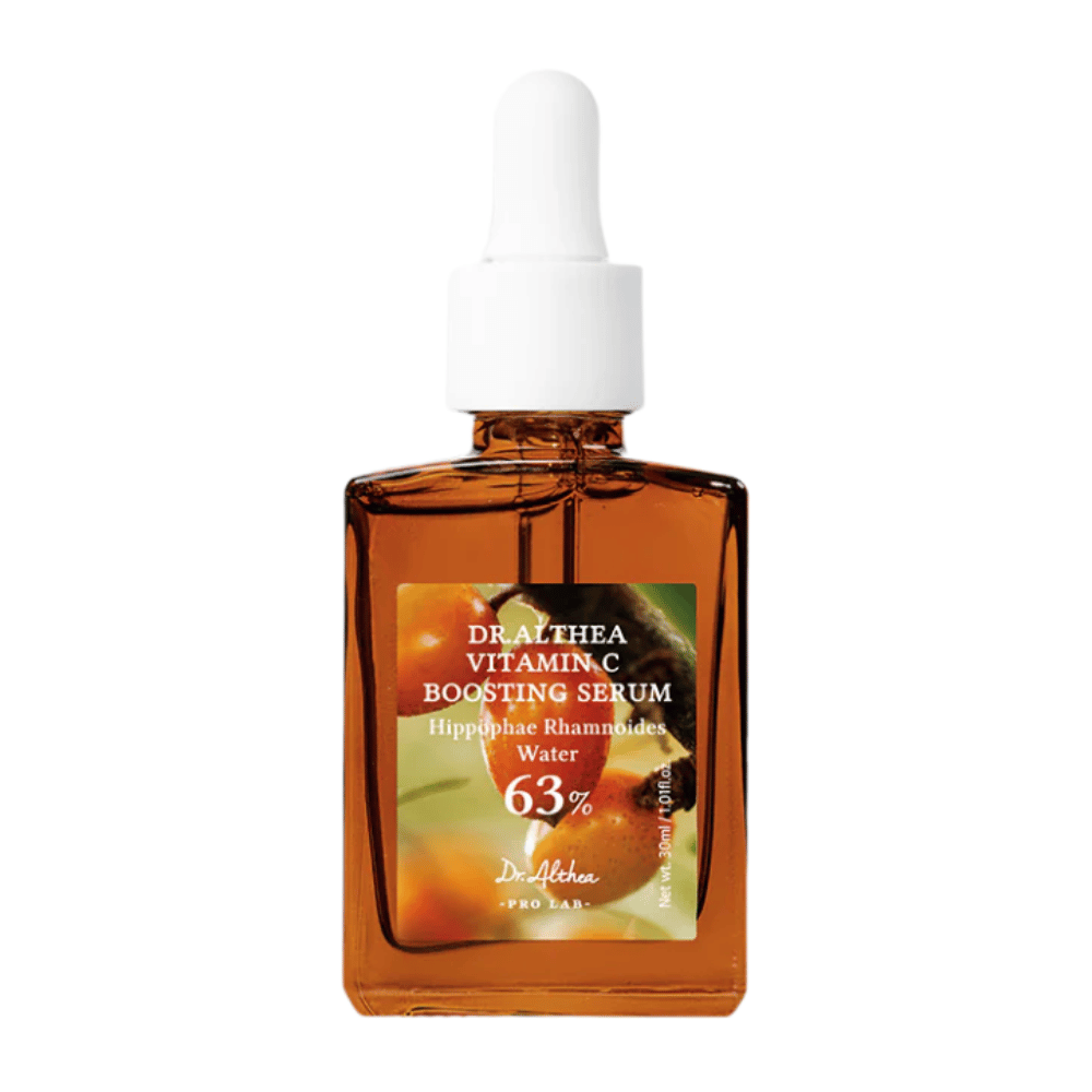 Dr. Althea Vitamin C Boosting Serum contiene il 63% di acqua di olivello spinoso ed è progettato per uniformare il tono della pelle e ridurre le macchie scure. Questa formula efficace dona alla pelle una luminosità radiosa e promuove il rinnovamento cellulare per un aspetto più giovanile.