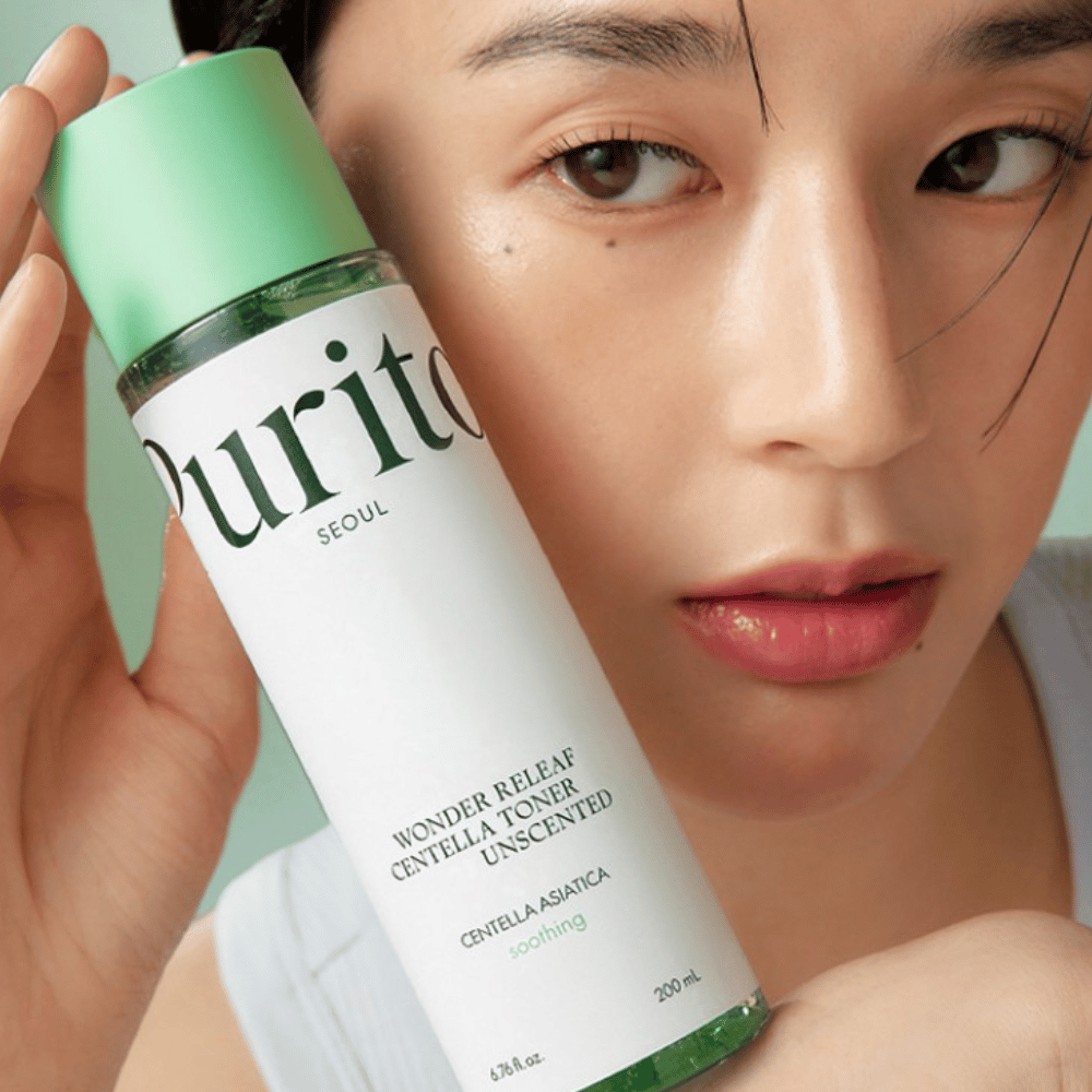 Purito Wonder Releaf Centella Toner Unscented è un tonico viso delicato che idrata e lenisce la pelle con l'aiuto della Centella Asiatica. Senza profumo e ideale per la pelle sensibile, questo tonico viso aiuta a bilanciare la barriera di umidità della pelle e riduce l'irritazione.