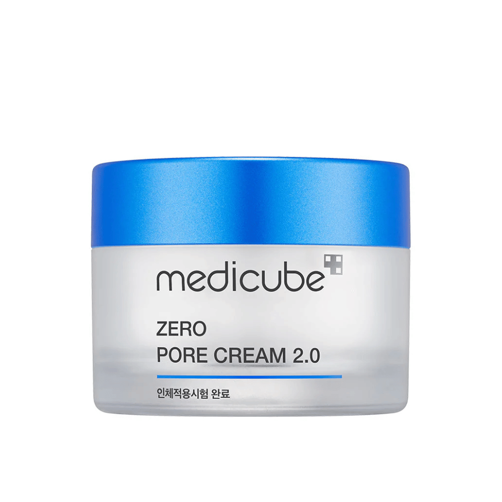 Medicube Zero Pore Cream 2.0 è una crema viso riducente i pori appositamente formulata per conferire una texture della pelle più liscia e opaca. Aiuta a controllare la produzione di sebo e a ridurre la visibilità dei pori, rendendola ideale per la pelle grassa e mista.