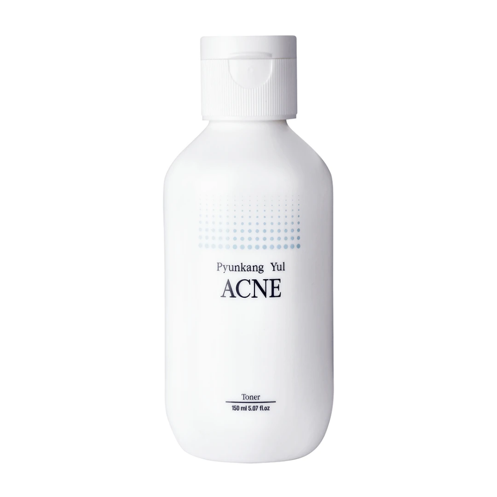 Una bottiglia Pyunkang Yul Acne Toner 150ml su sfondo bianco.